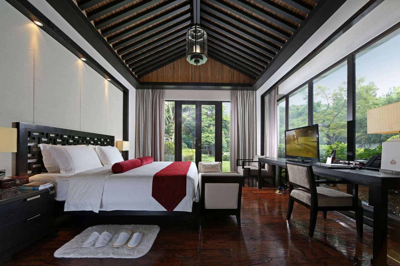 Master Room Floating Clouds Villa