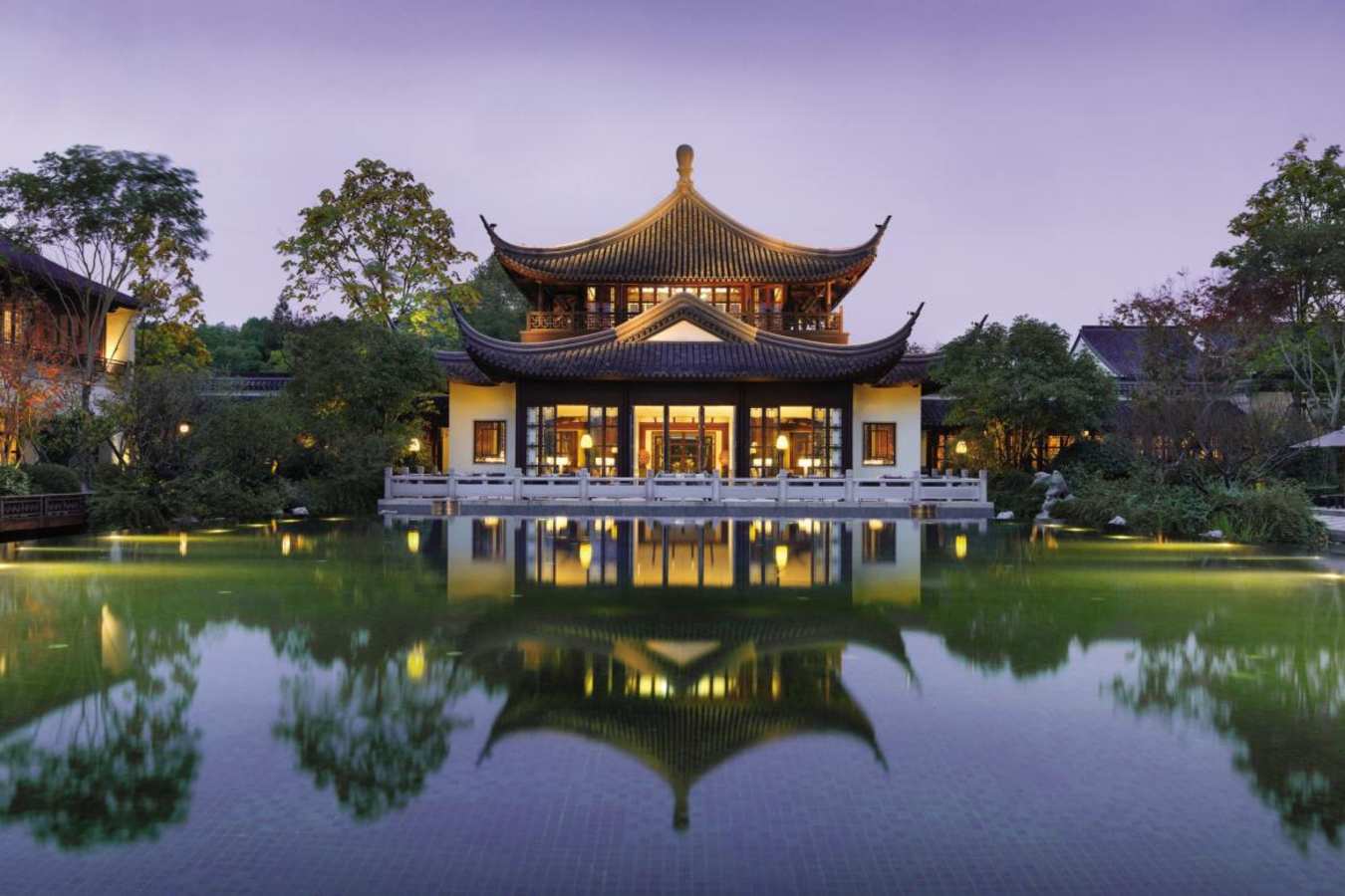 Exterior - Four Seasons Hotel