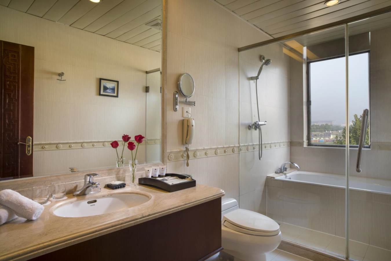 Bathroom - Grand Mercure on Renmin Square Xian