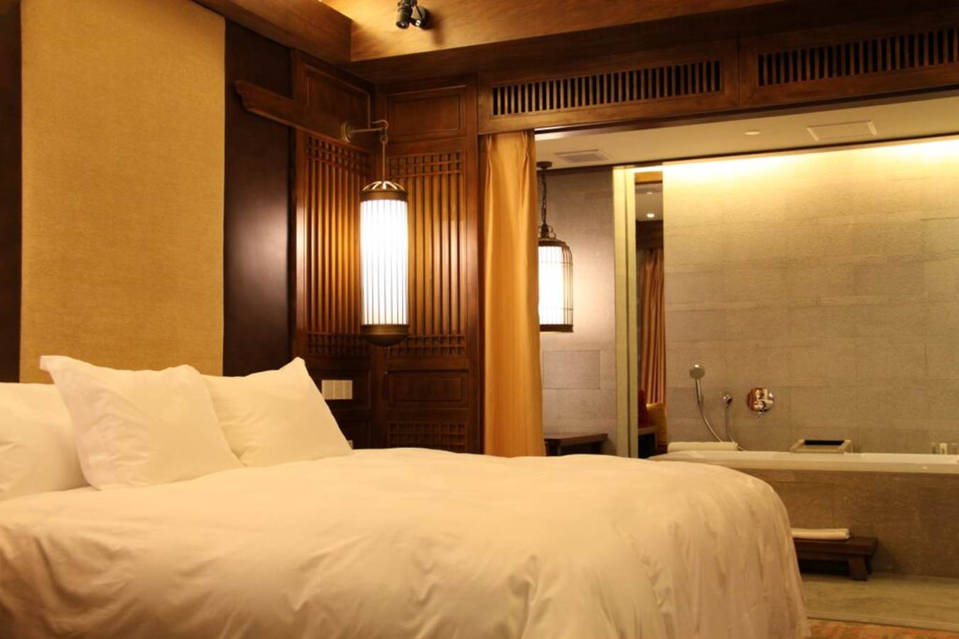 Bedroom  - The Intercontinental Lijiang