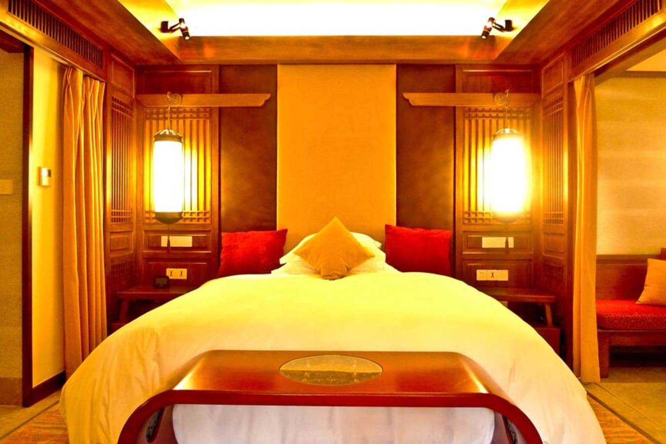 Bedroom   - The Intercontinental Lijiang