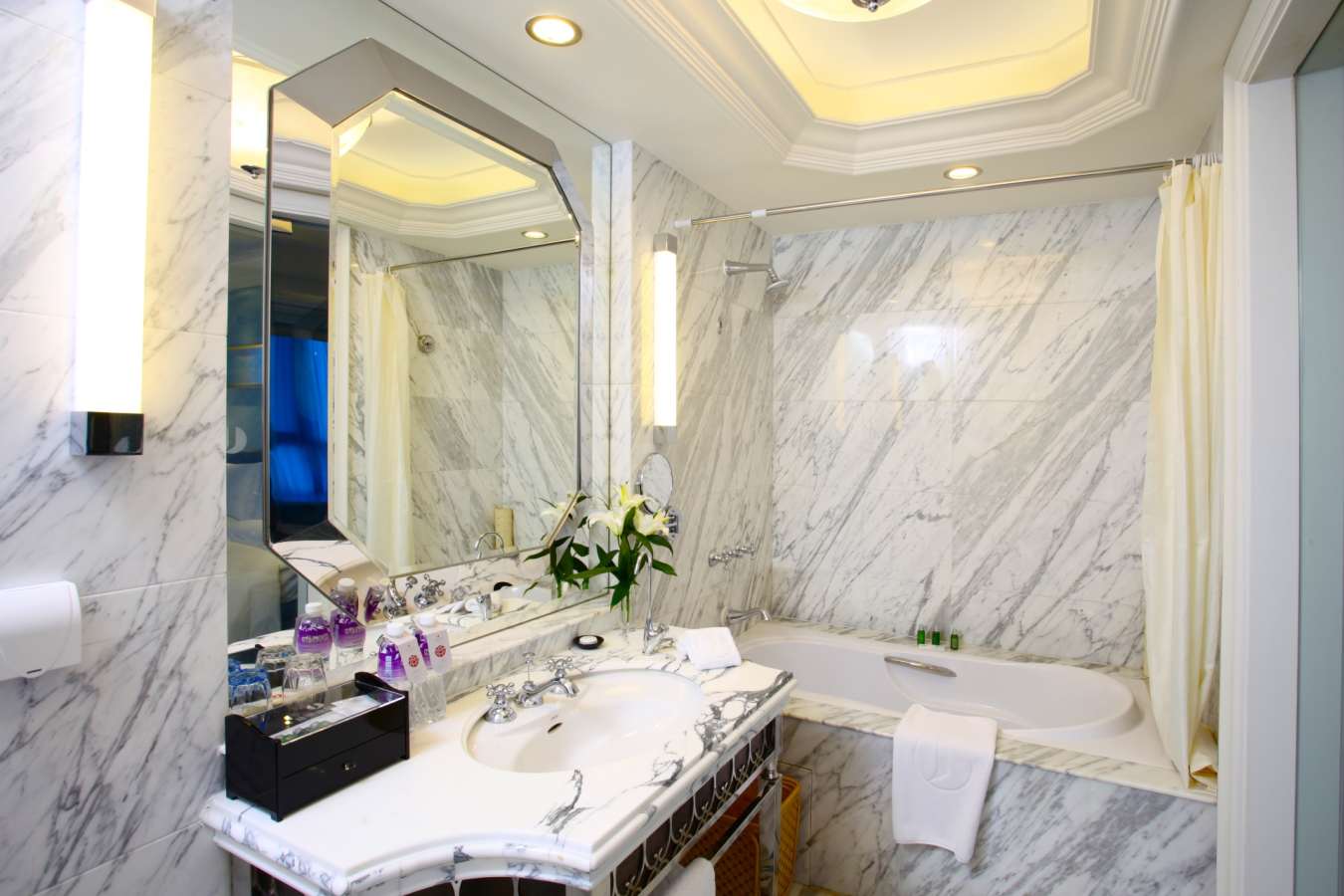 Bathroom - Jianguo Hotel Yuncheng
