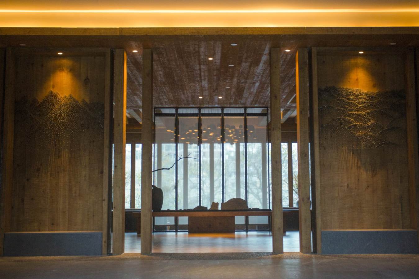 Hotel Lobby - LUX Benzilan