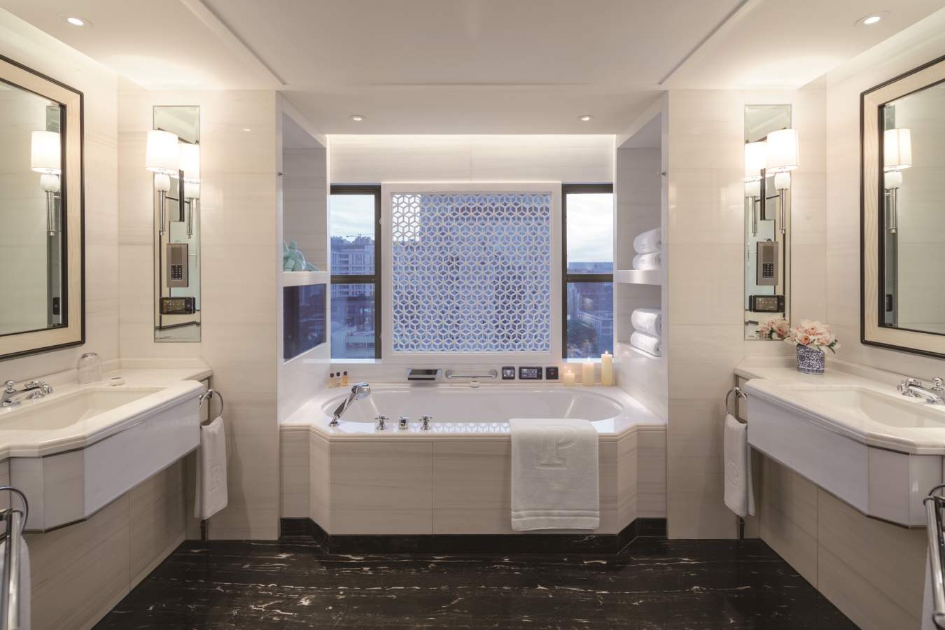 Beijing Suite Bathroom - Peninsula Beijing
