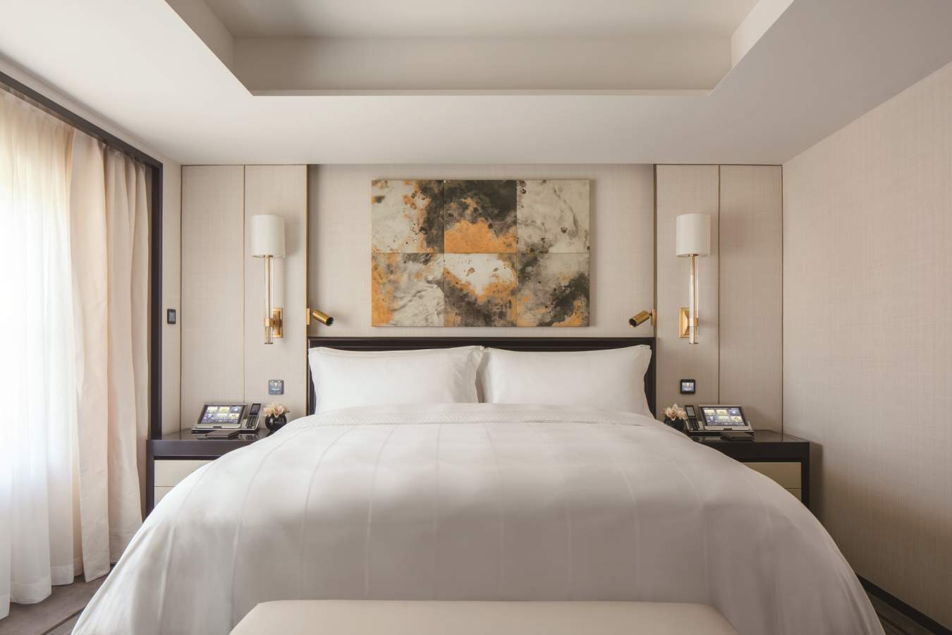 Beijing Suite Master Bedroom - Peninsula Beijing