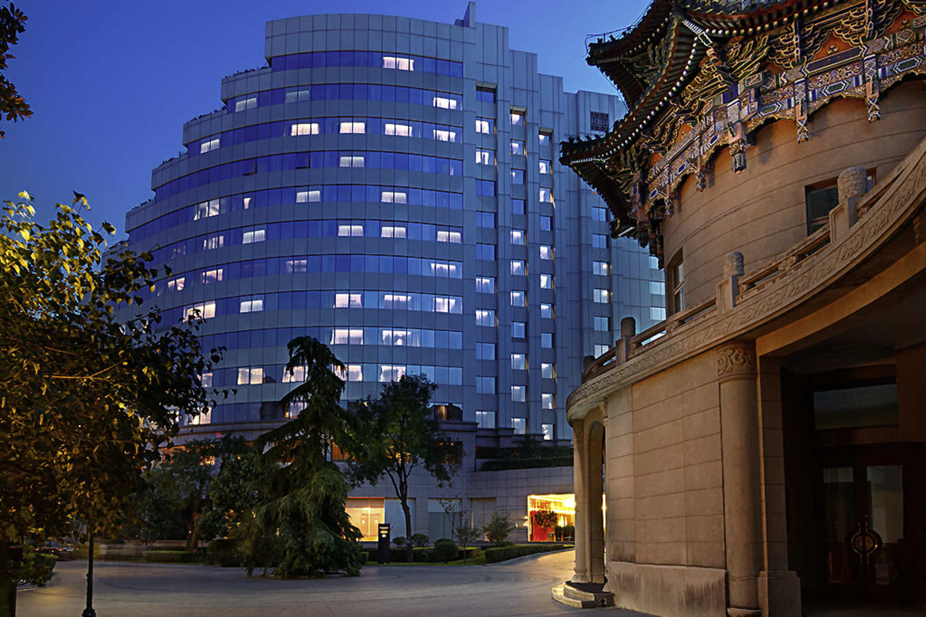 New and Old - Sofitel On Renmin Square