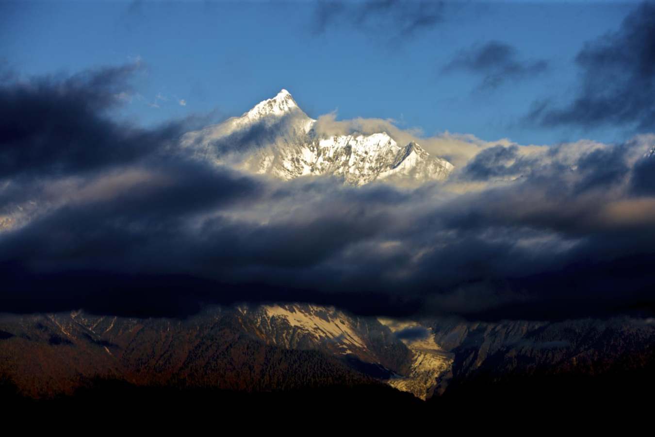 Mountains   - Songtsam Tacheng