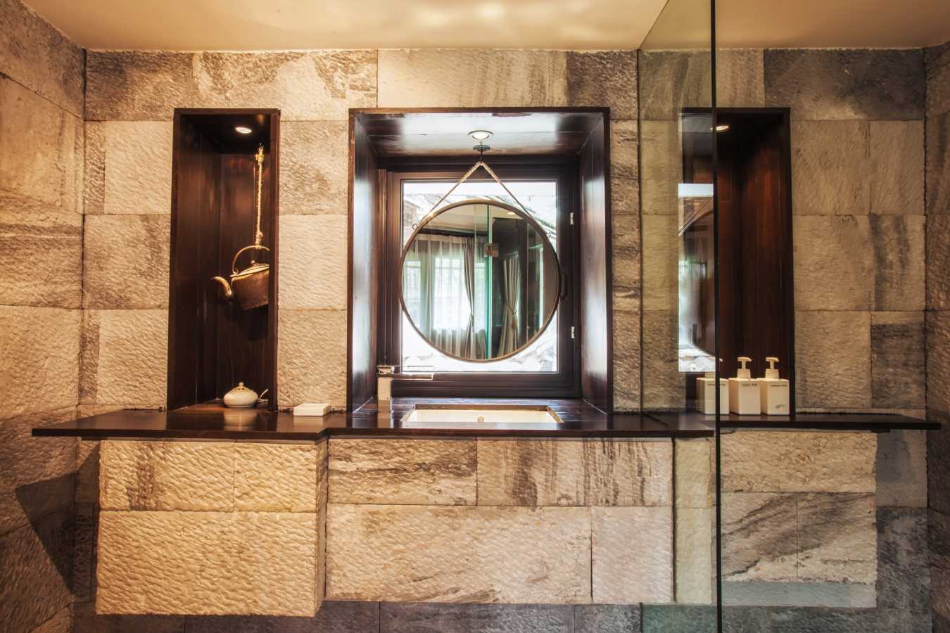 Bathroom - Bivou Lijiang