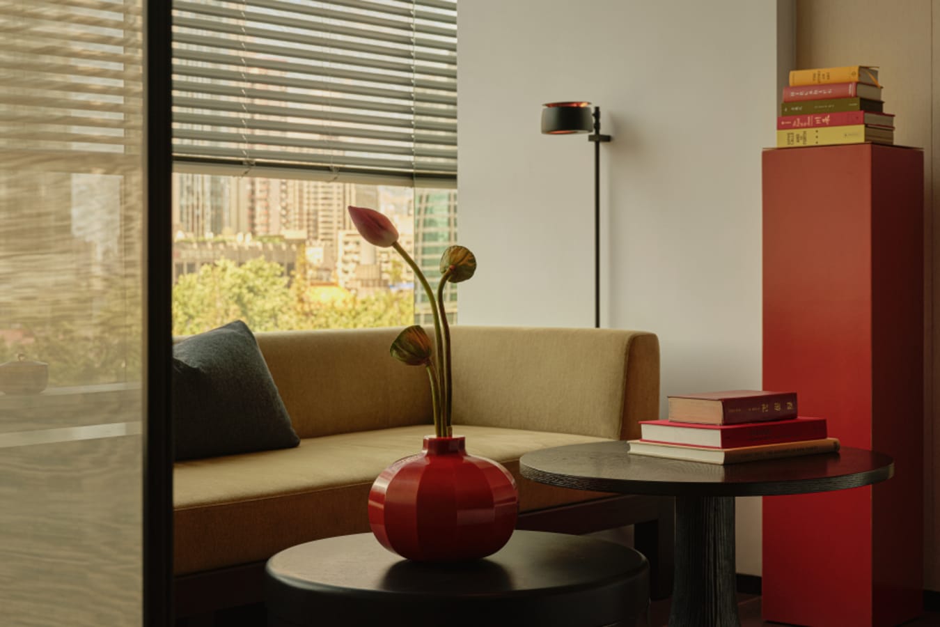 Grand Room Seating Area 