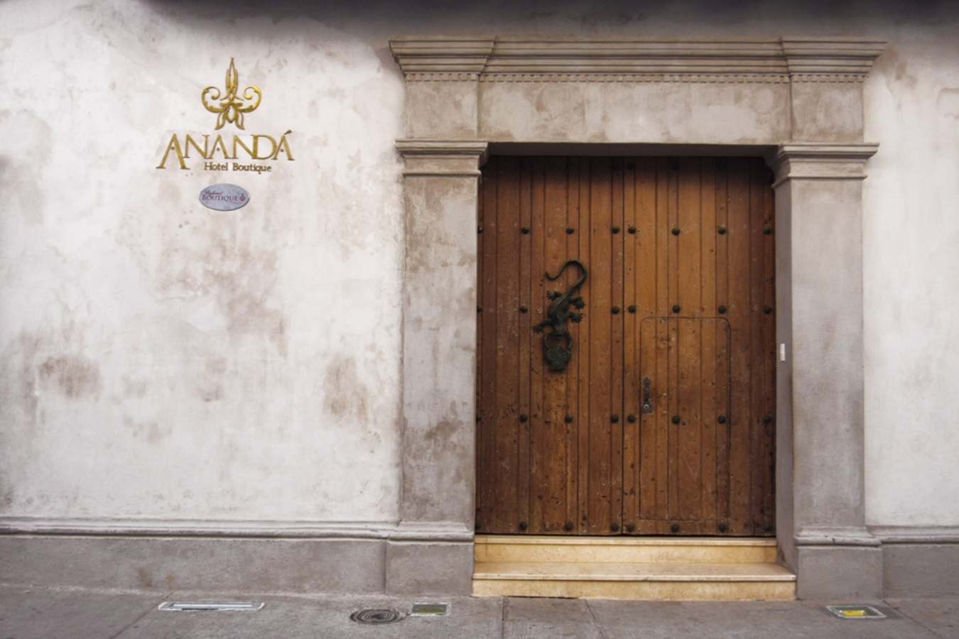 Entrance - Ananda Hotel Boutique