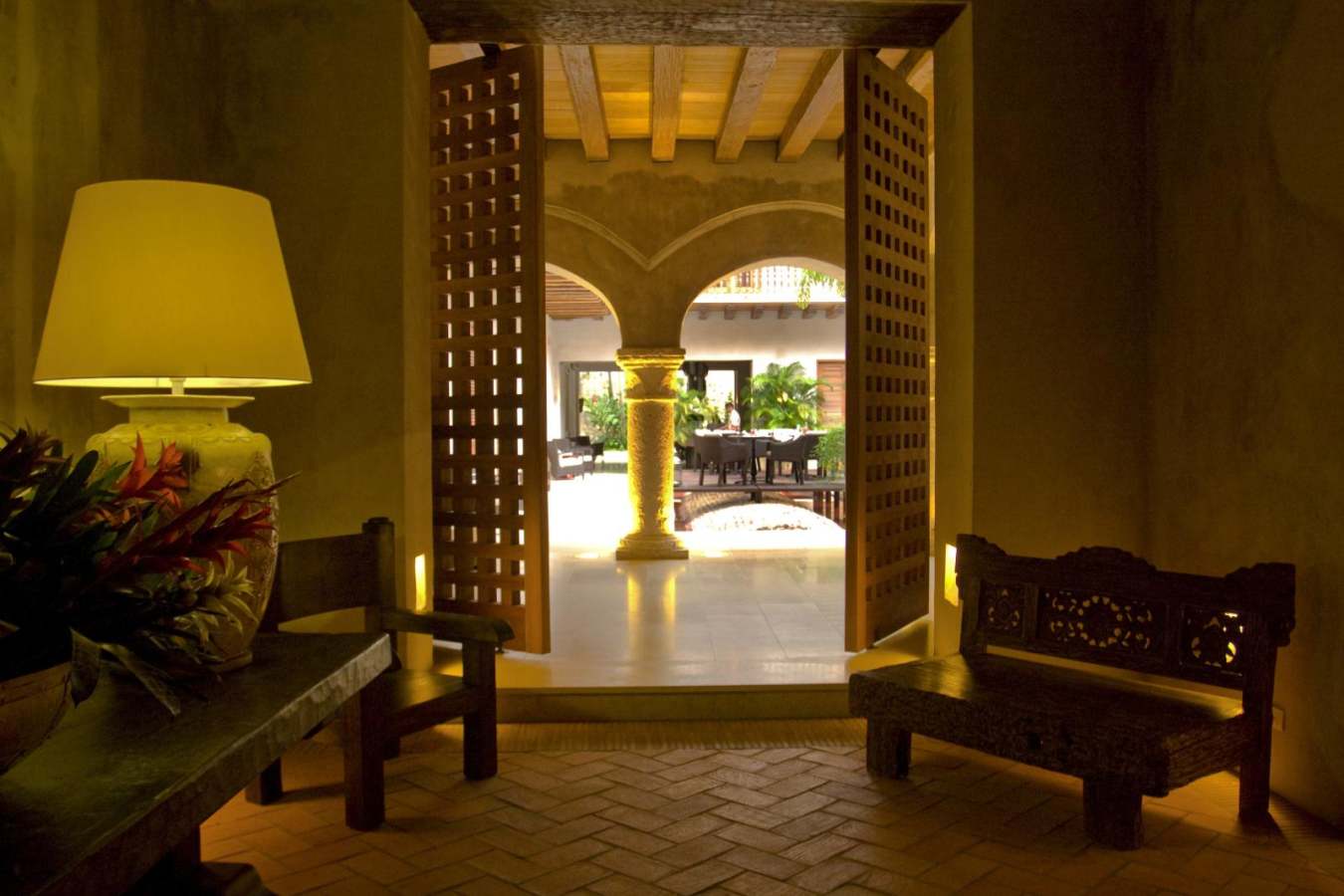 Central Courtyard - Ananda Hotel Boutique