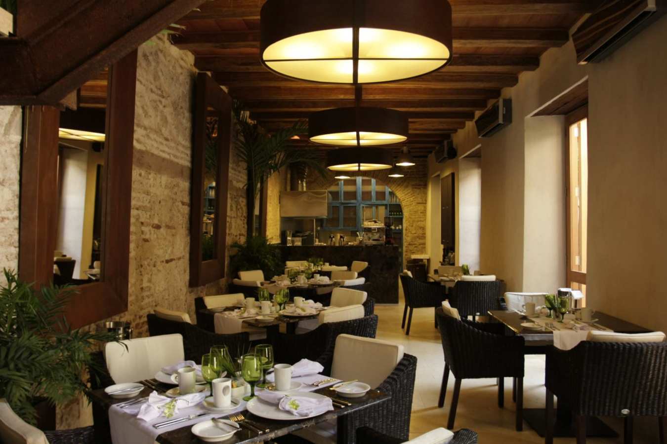 Restaurant - Ananda Hotel Boutique