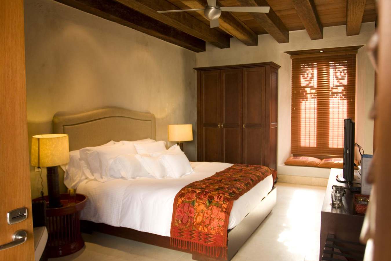 Superior Junior Suite - Ananda Hotel Boutique