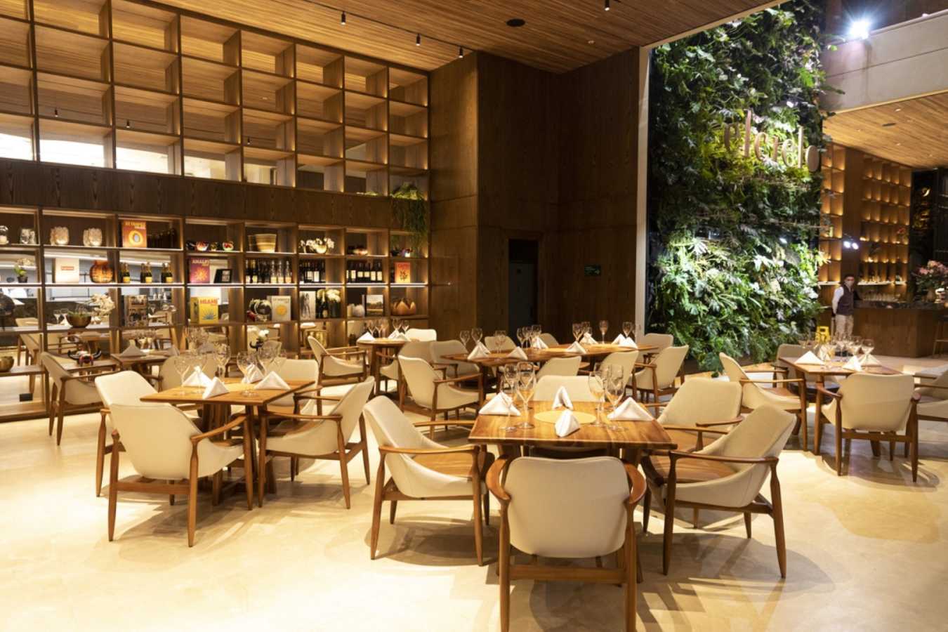 Restaurant - Elcielo Hotel