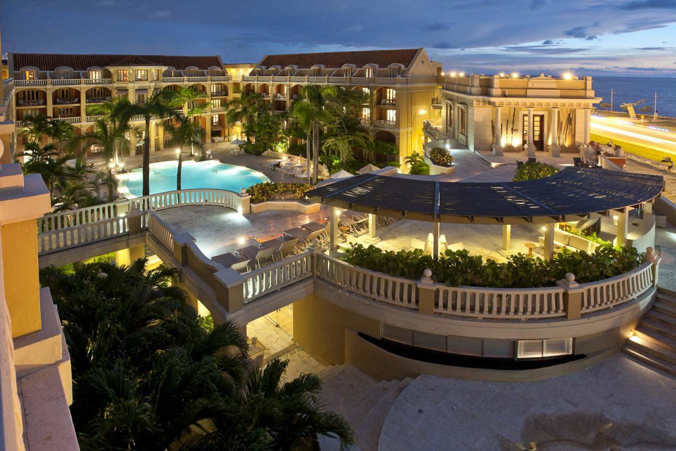 Hotel by night - Sofitel Santa Clara