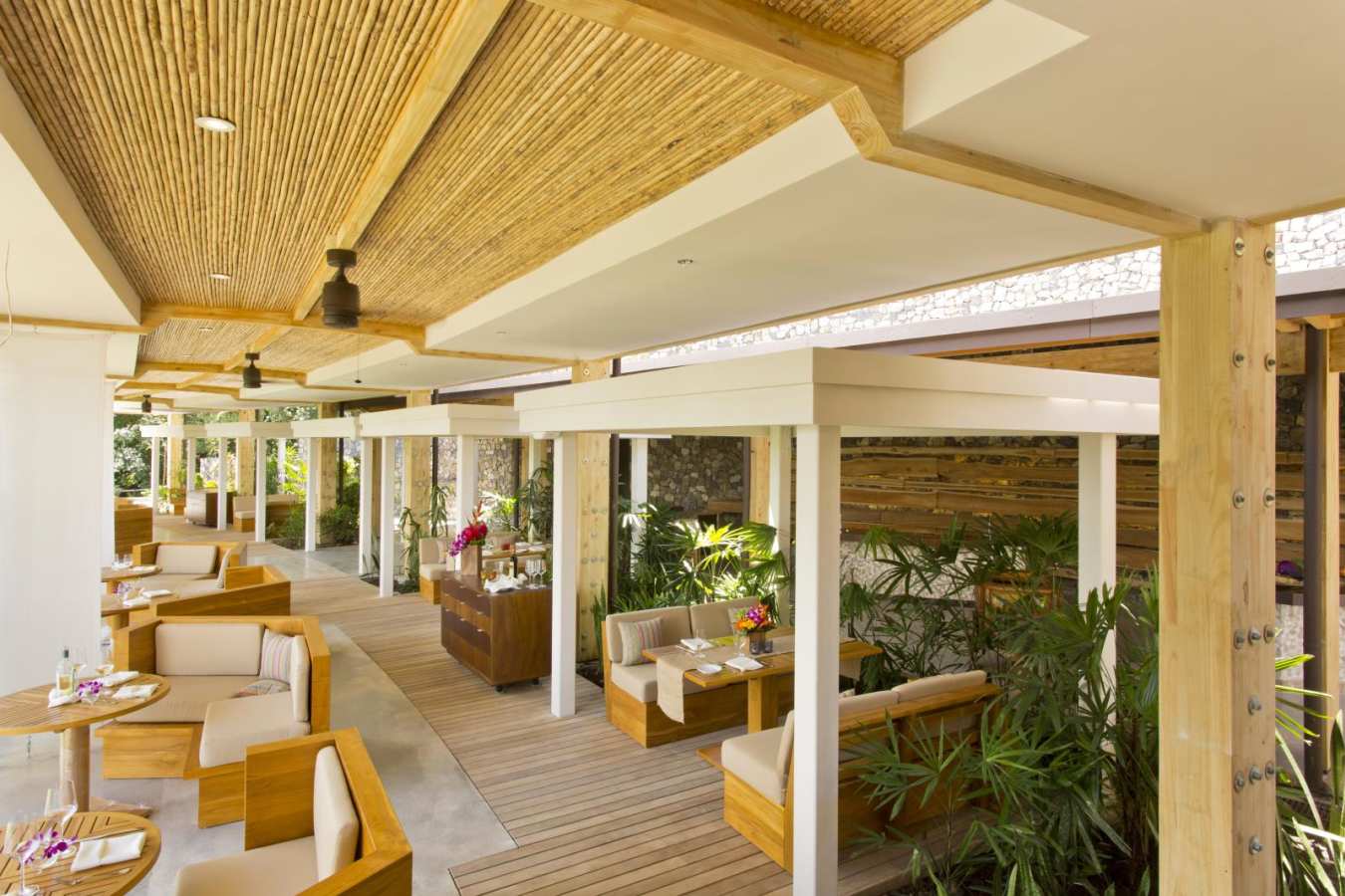 Ostra Restaurant - Andaz Peninsula Papagayo Resort