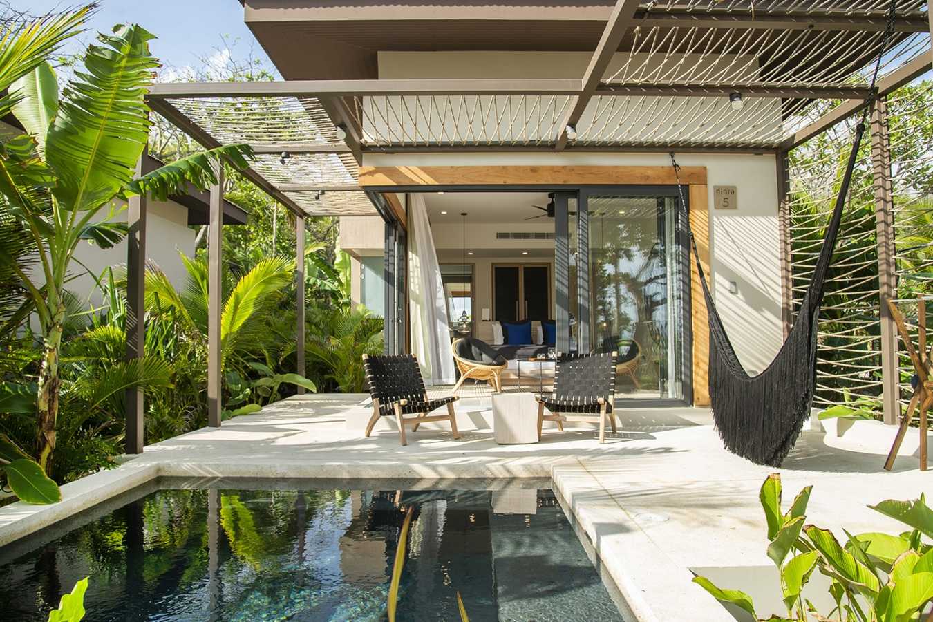 Private plunge pool Ninta Bungalow - Nantipa