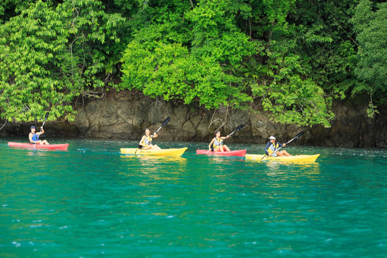 Kayaking - Playa Cativo