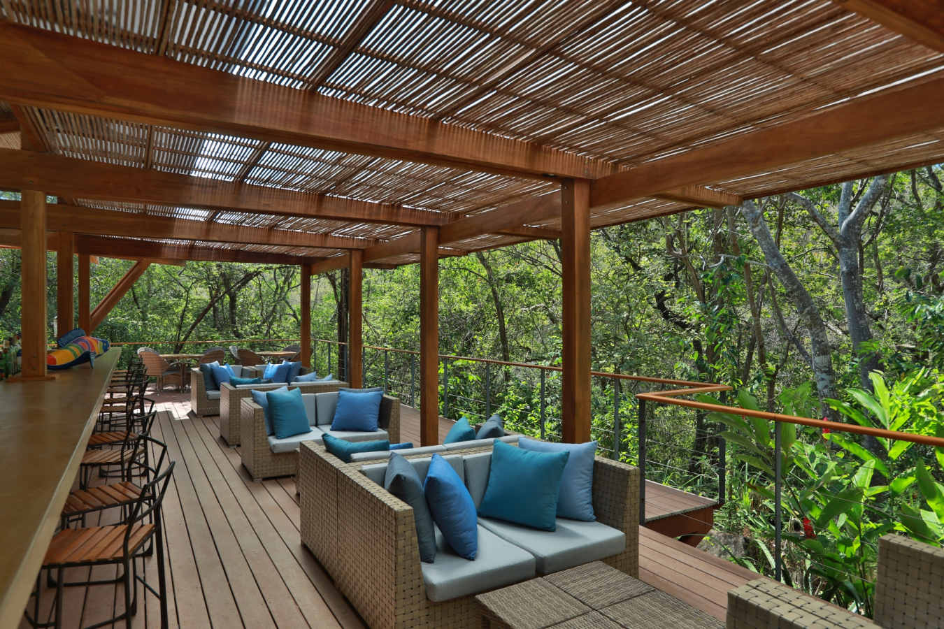 Rio Perdido Hotel - Outdoor Lounge 