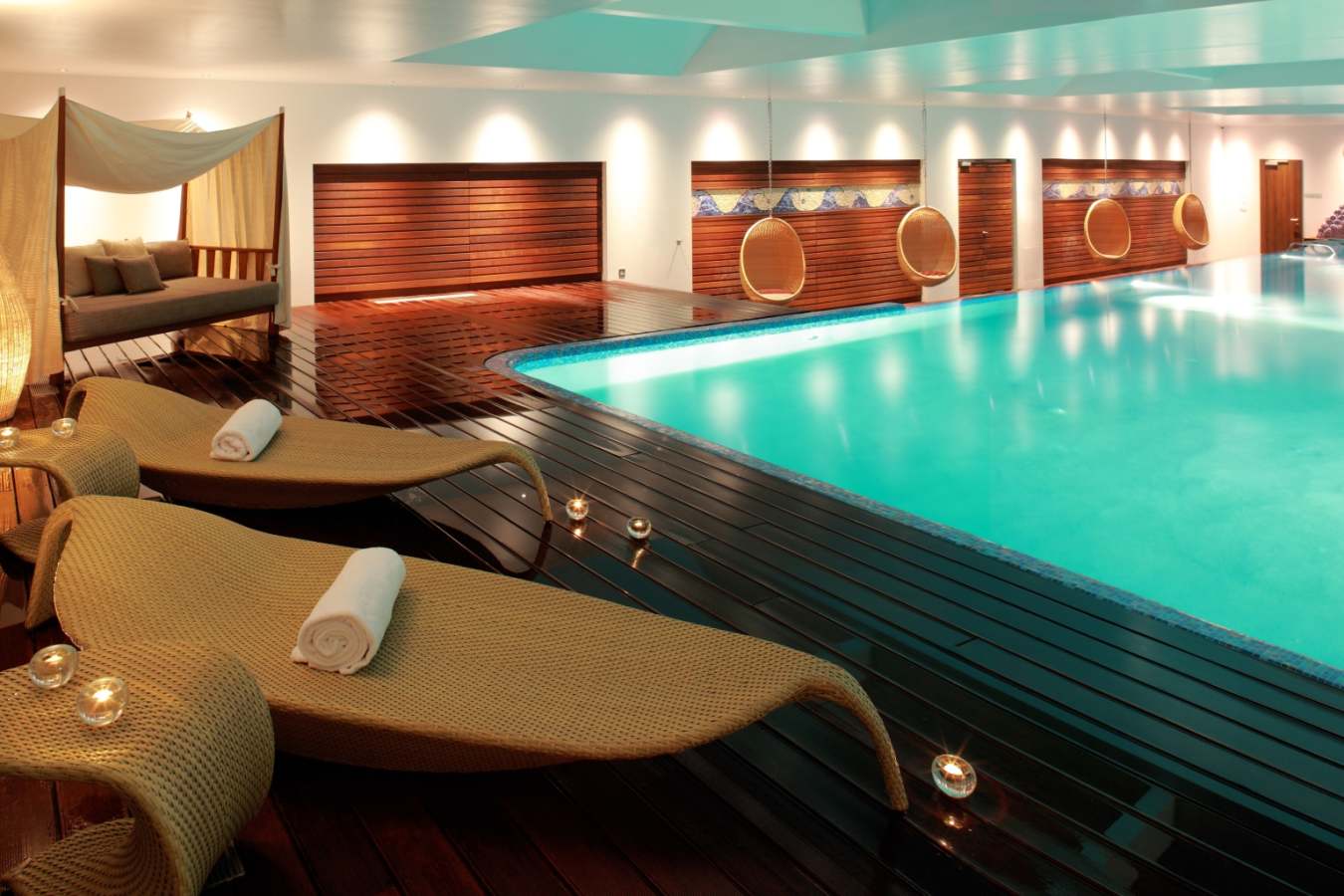 Rooftop Pool - Hotel Adriana