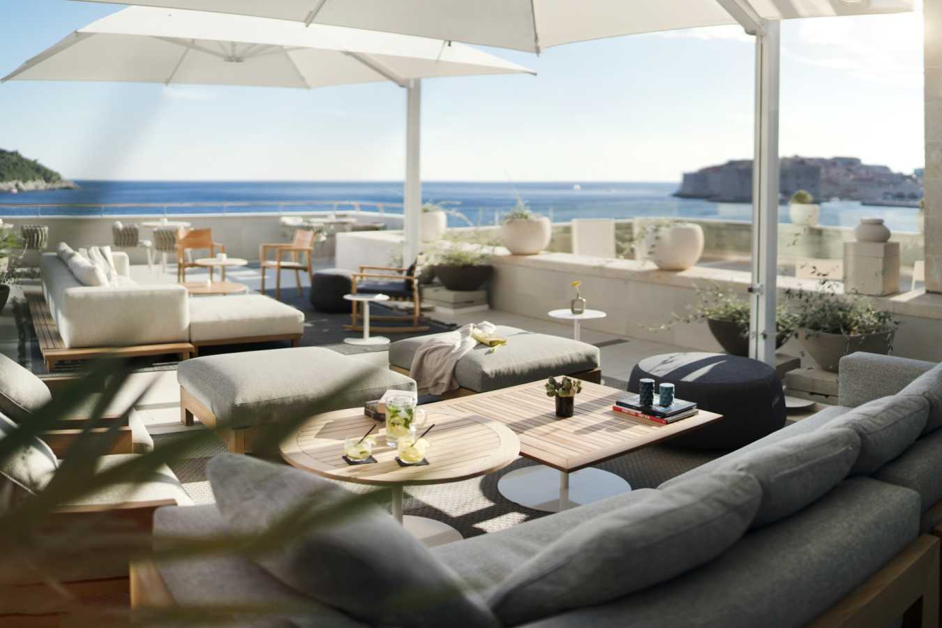 Piano Bar Terrace - Hotel Excelsior