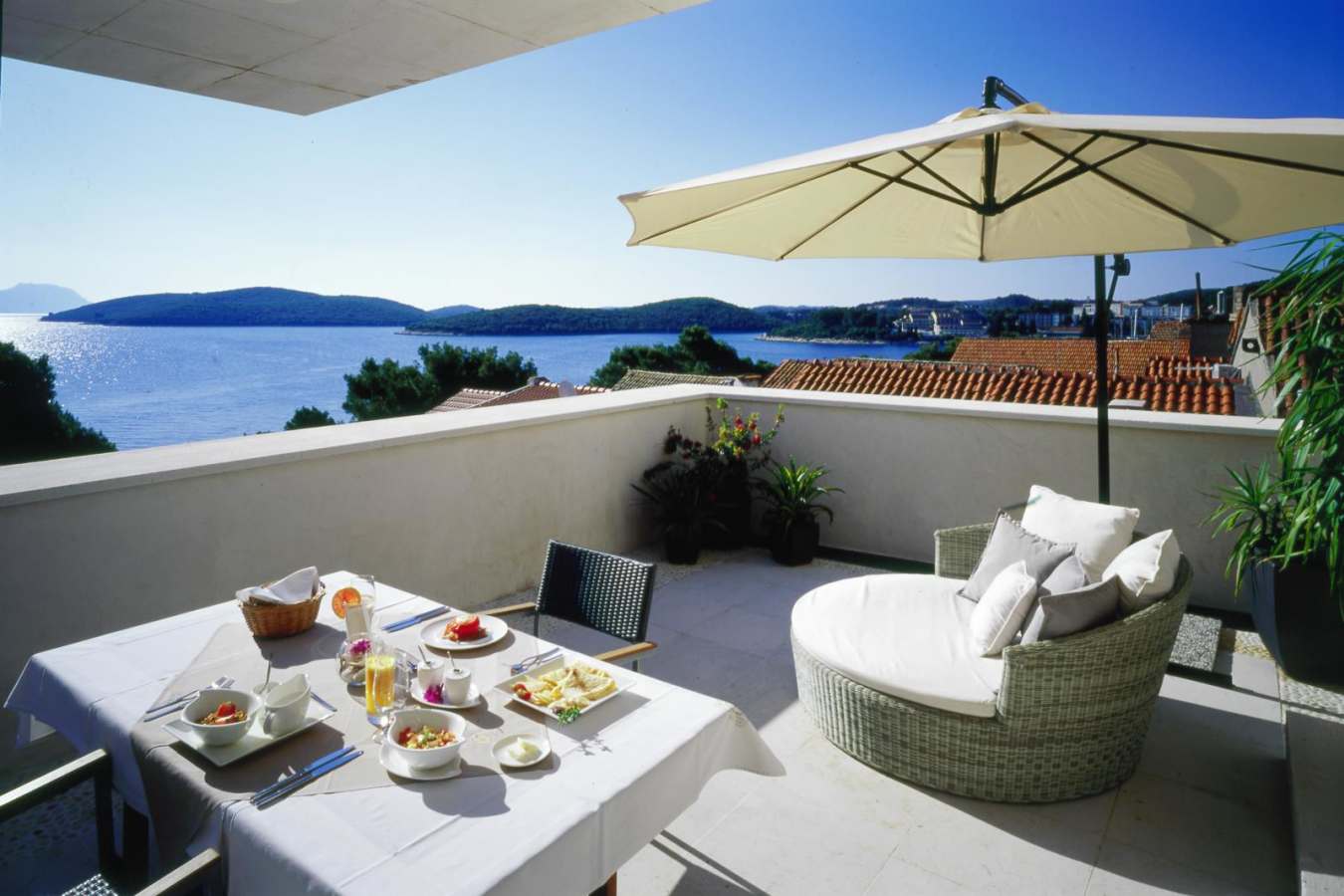 Terrace - Lesic Dimitri Palace