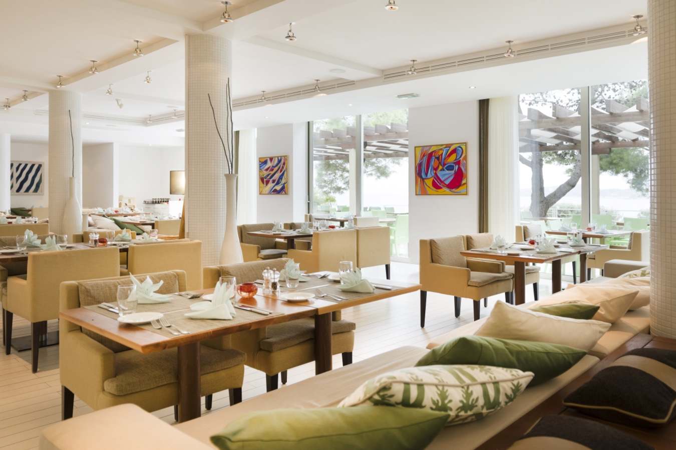 Cilantro Restaurant Interior 