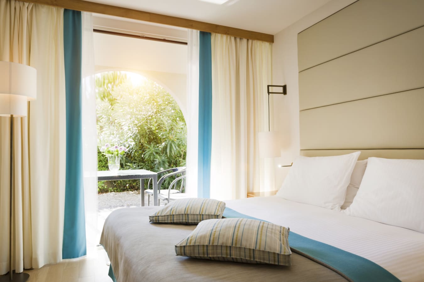 1 BEDROOM GARDEN VIEW 