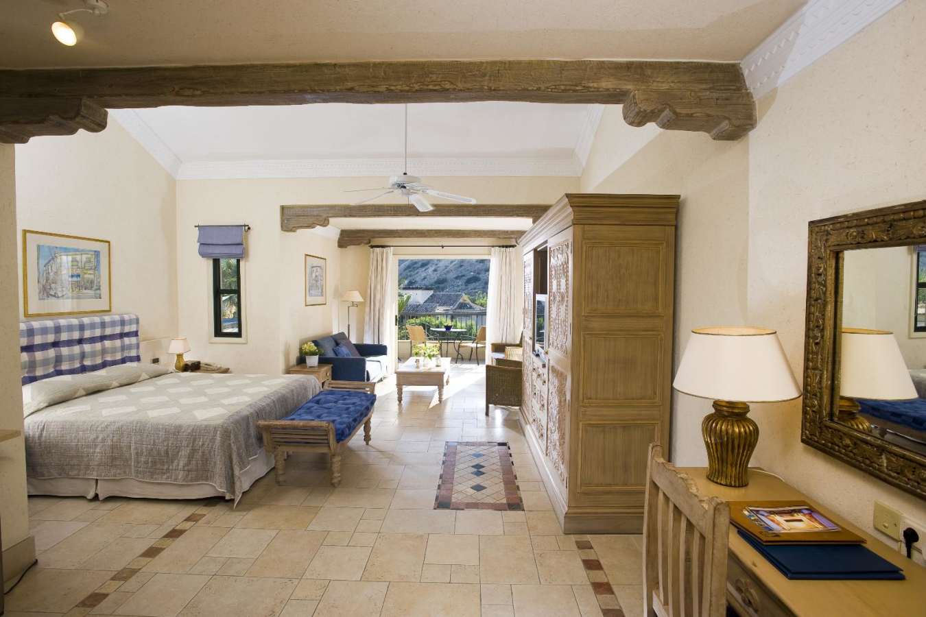 Executive Suite Garden View - Columbia Beach Resort