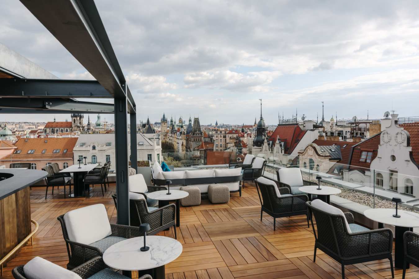Terrace - Fairmont Golden Prague  