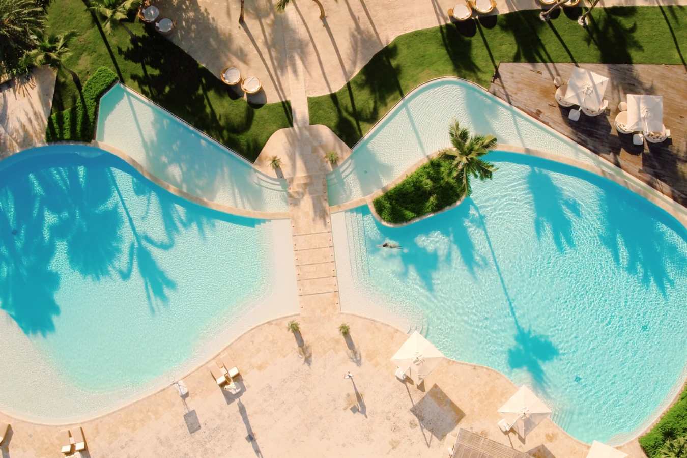 Eden Roc Cap Cana - Aerial of Swimming Pool