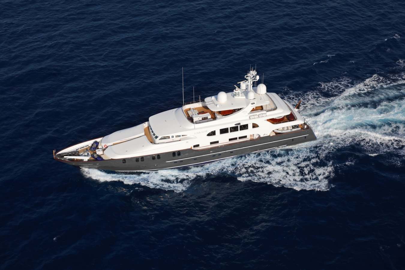 Aqua Mare Exterior