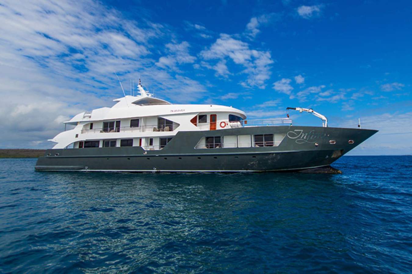 Infinity Galapagos Yacht - exterior  