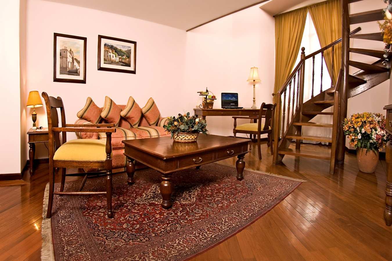 Lounge - Patio Andaluz