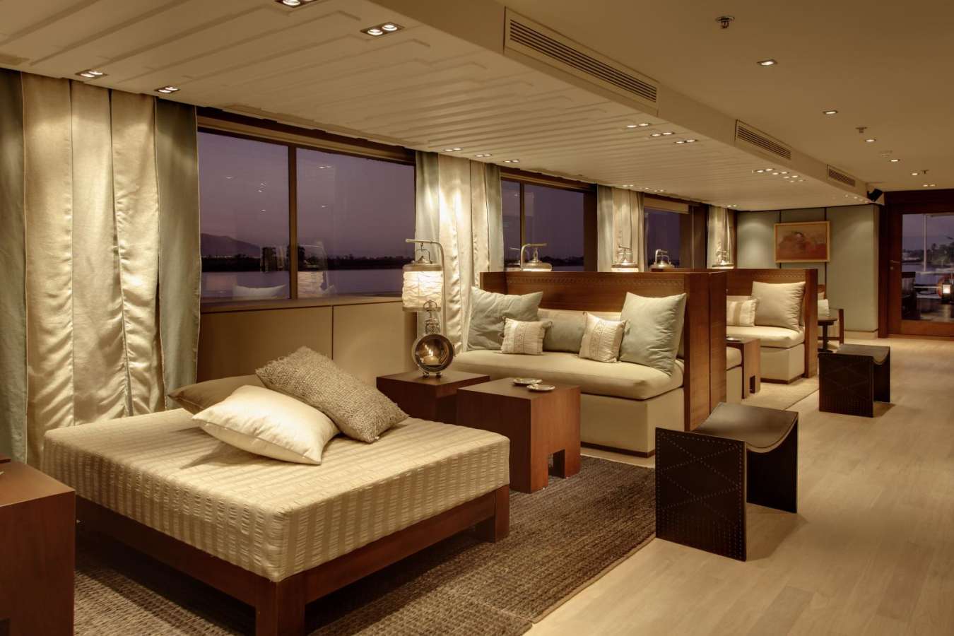 Lounge Bar Seating