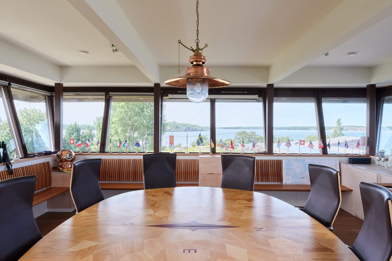 Tower meetingdining facilities