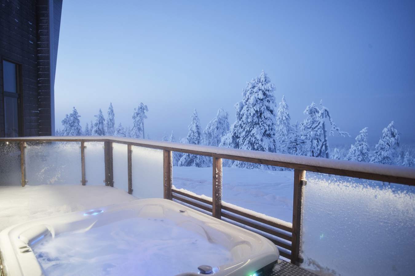 Hot tub