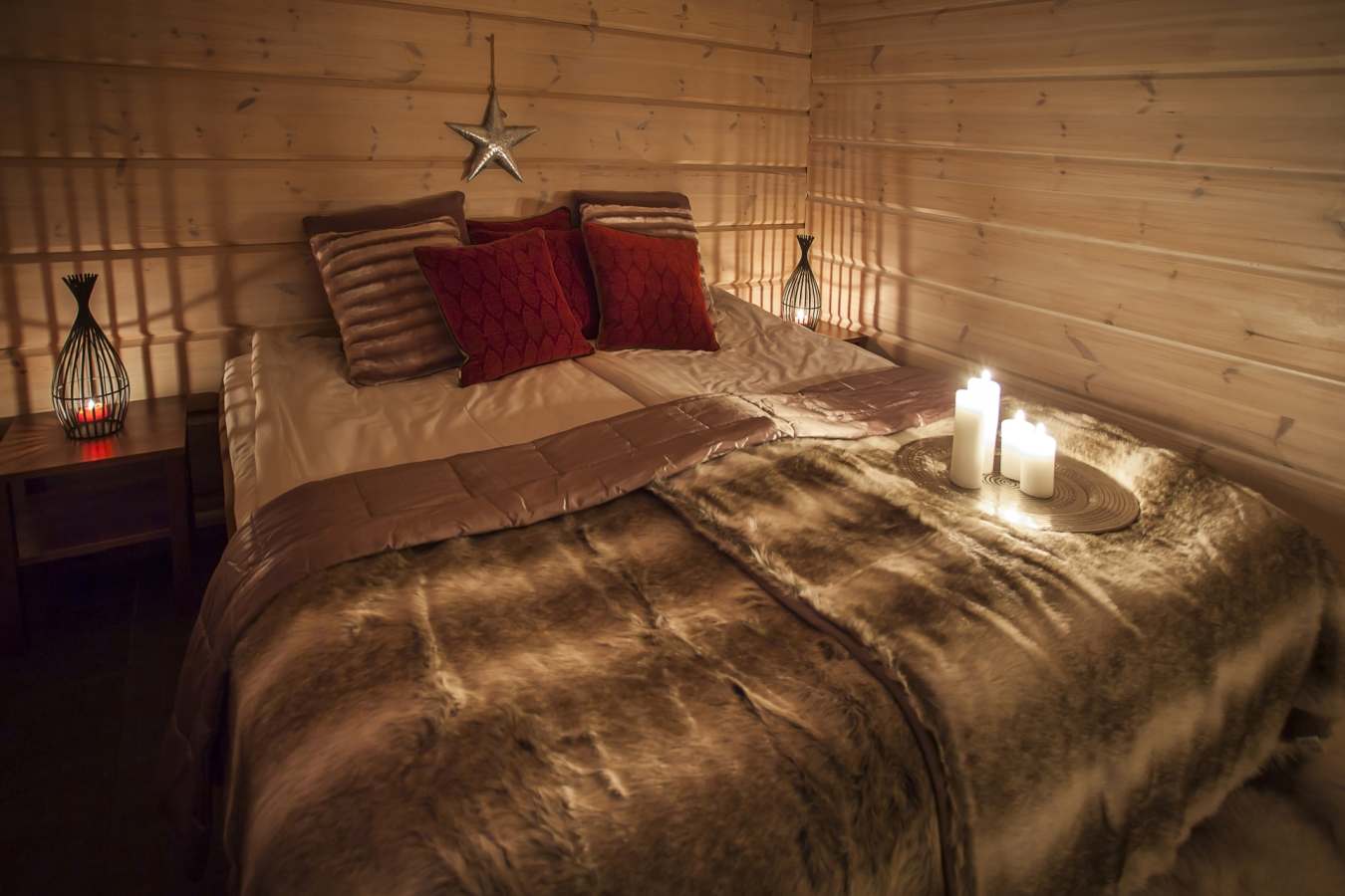 Bedroom - Rovaniemi Christmas Chalets
