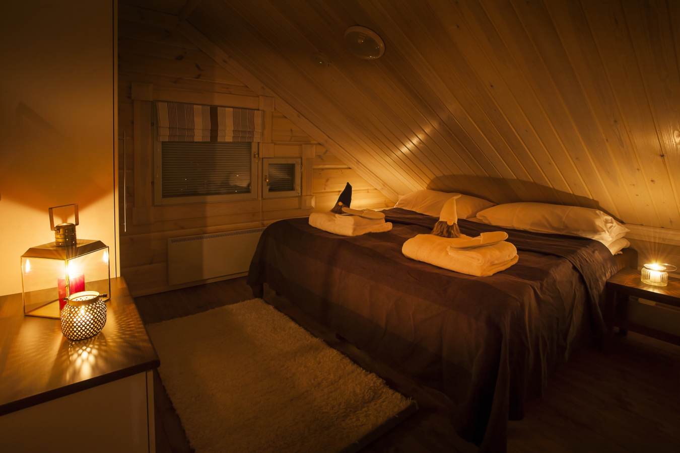 Bedroom - Rovaniemi Christmas Chalets
