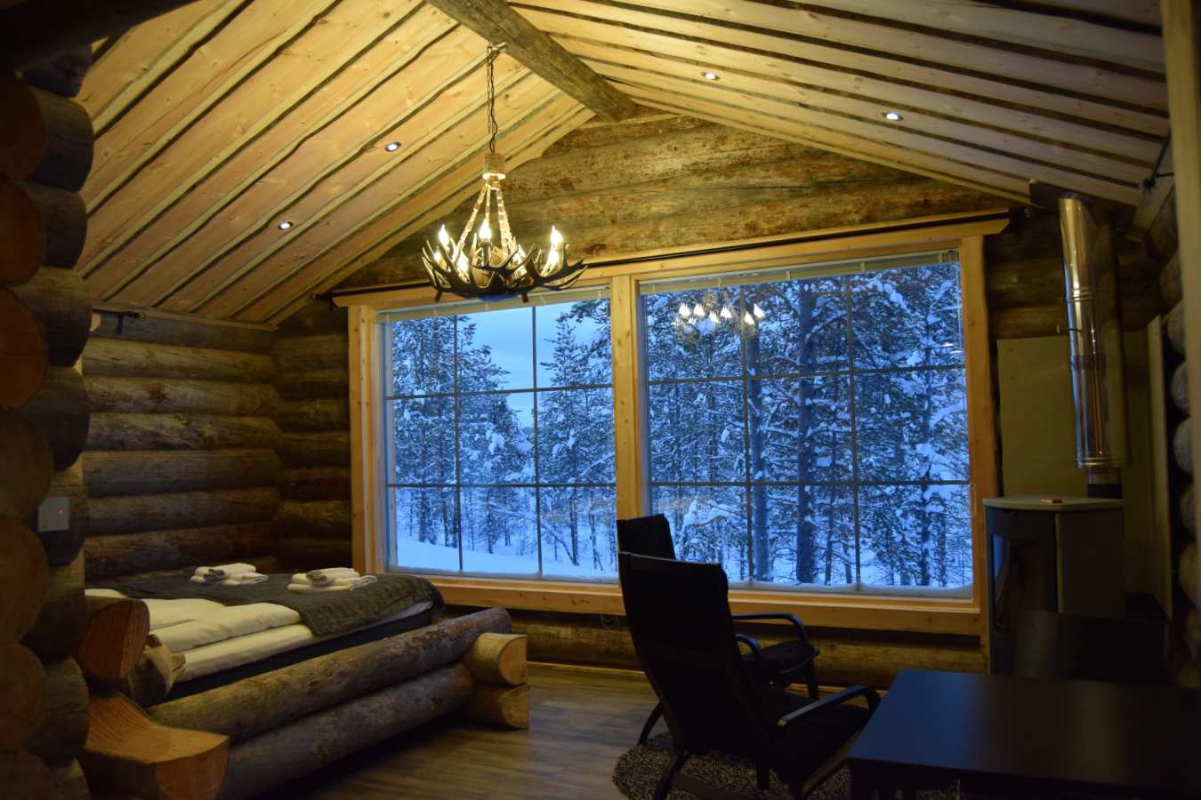 Log cabin