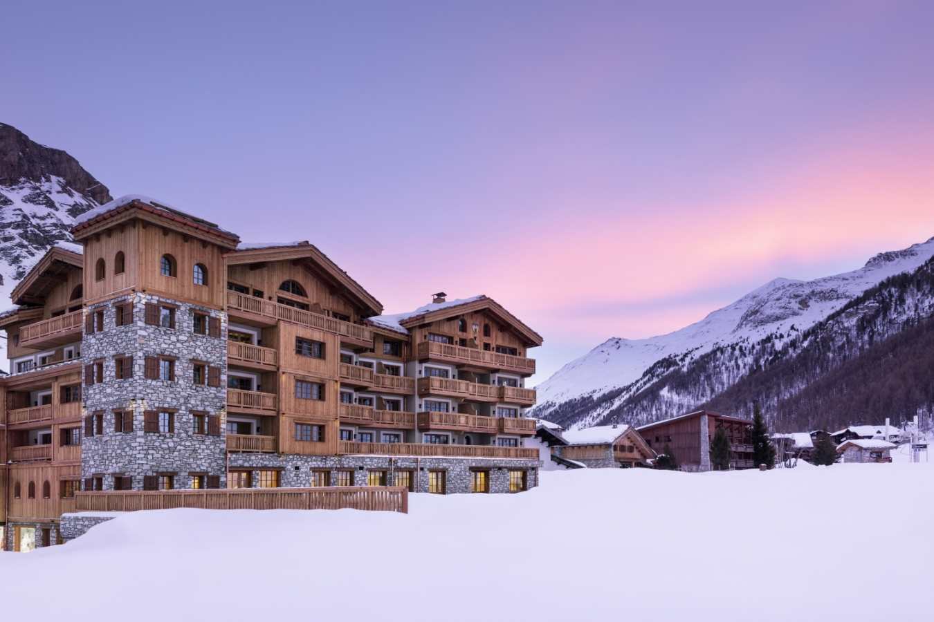 Mademoiselle Exterior 