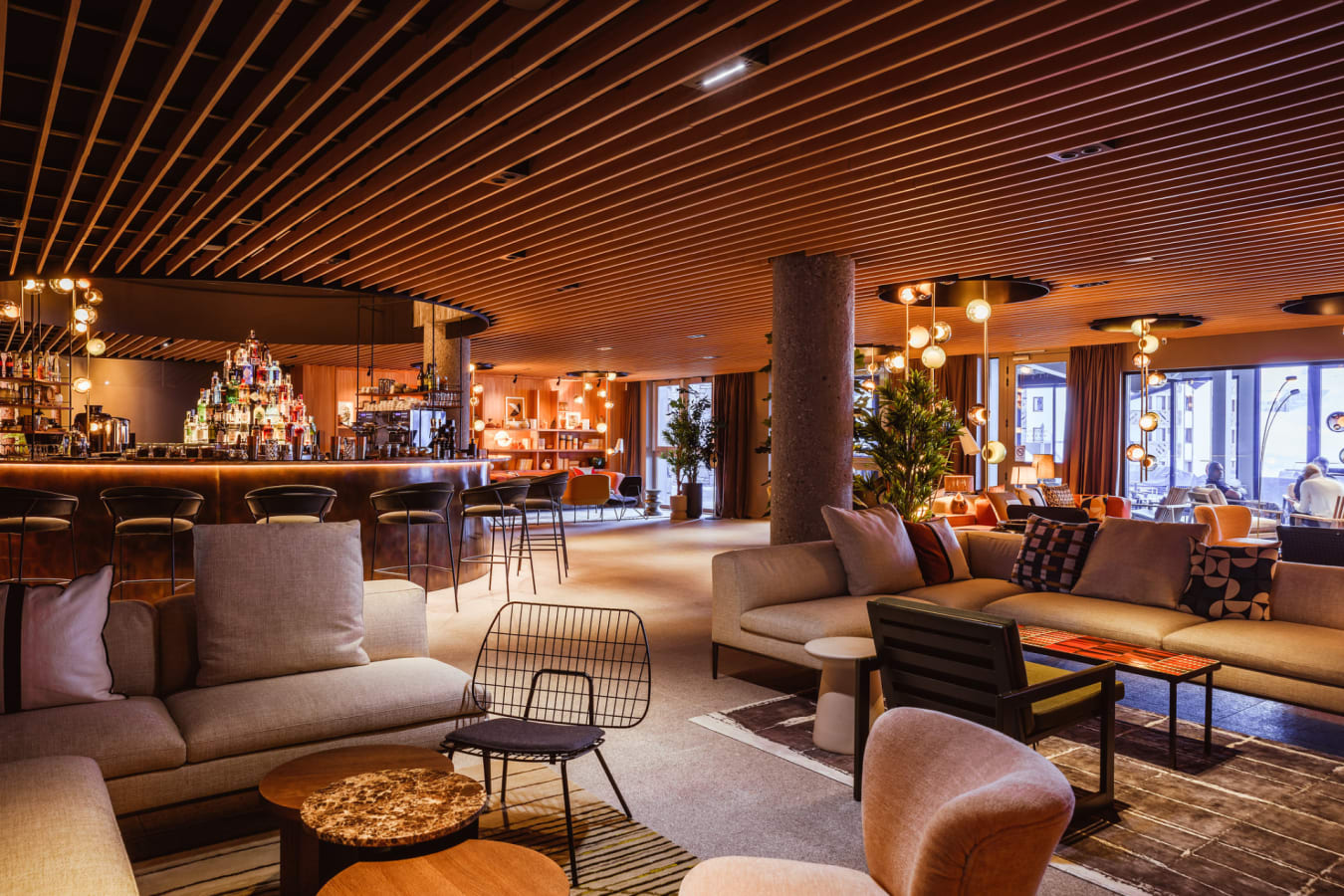 Bar Restaurant - 1