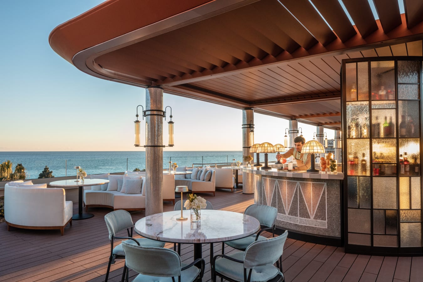 Restaurant - Oustide 