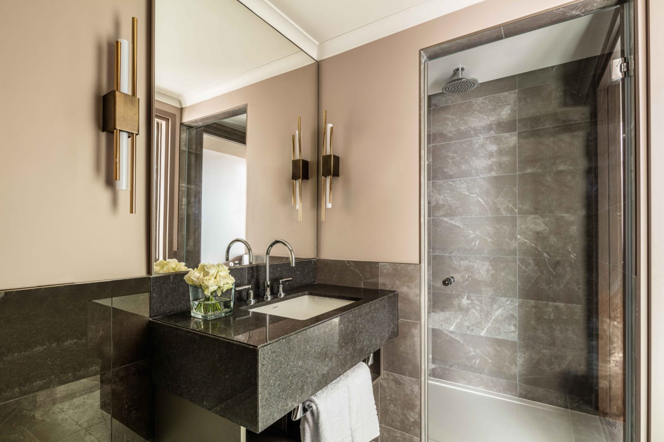 Deluxe Sea View Bathroom 