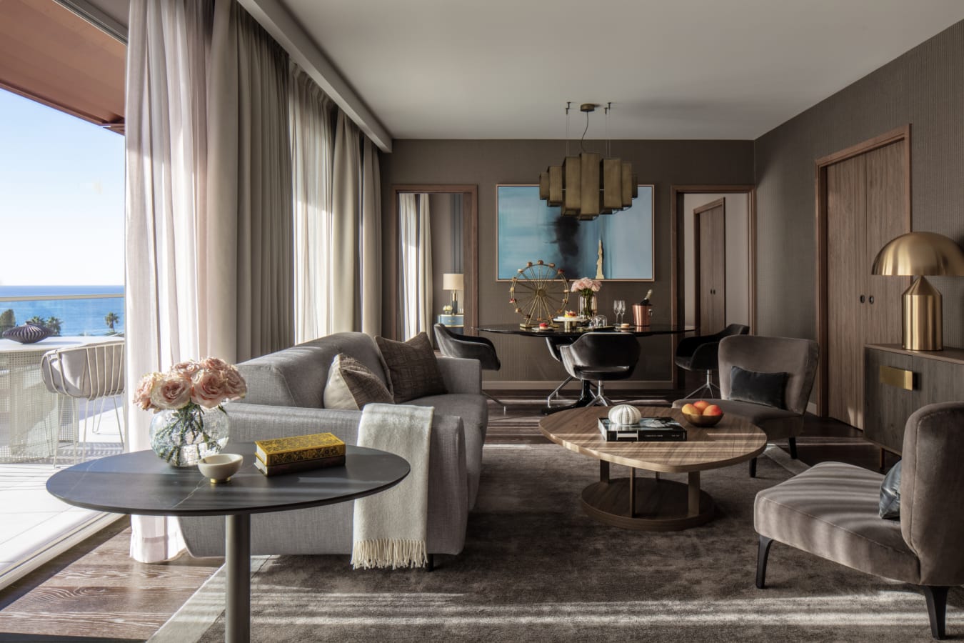 Presidential Suite Living room 