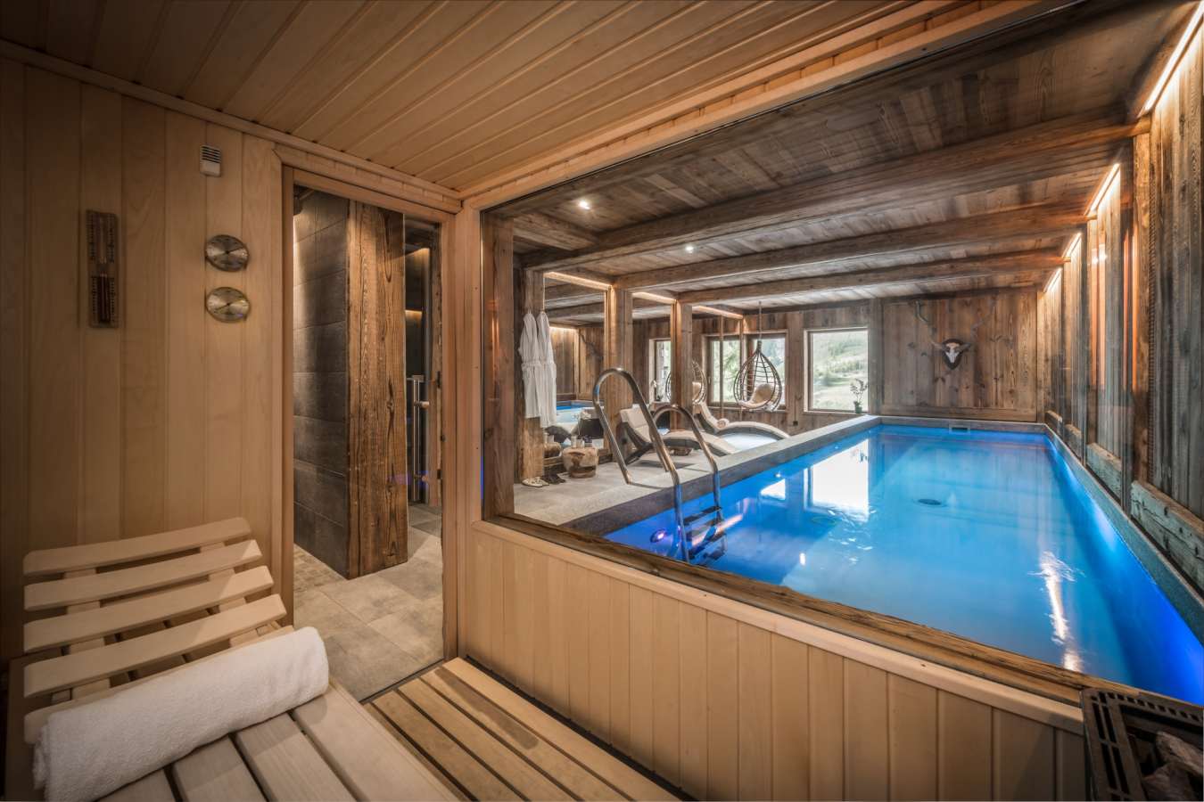 Sauna Pool