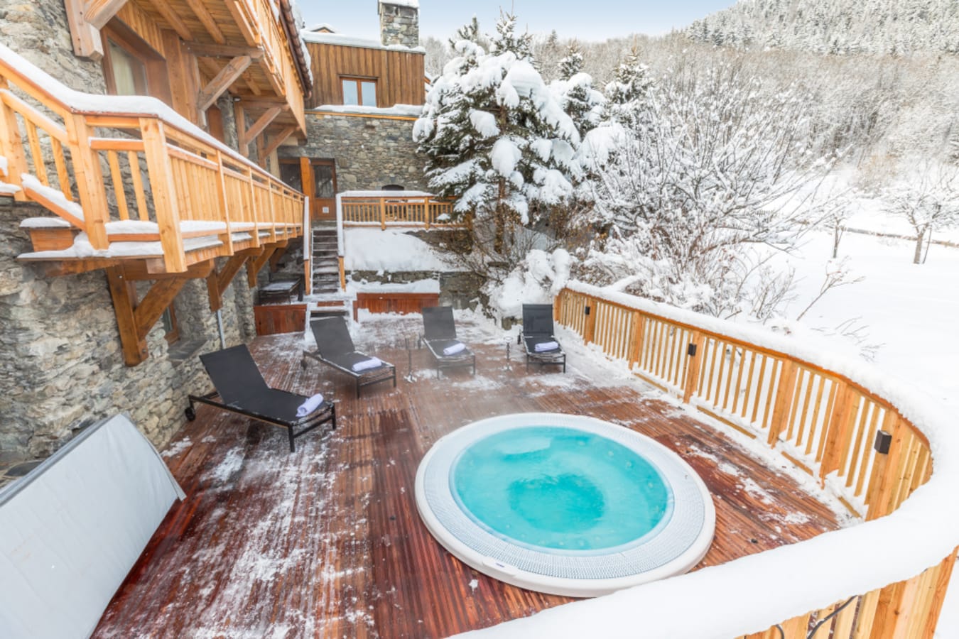 Hot tub