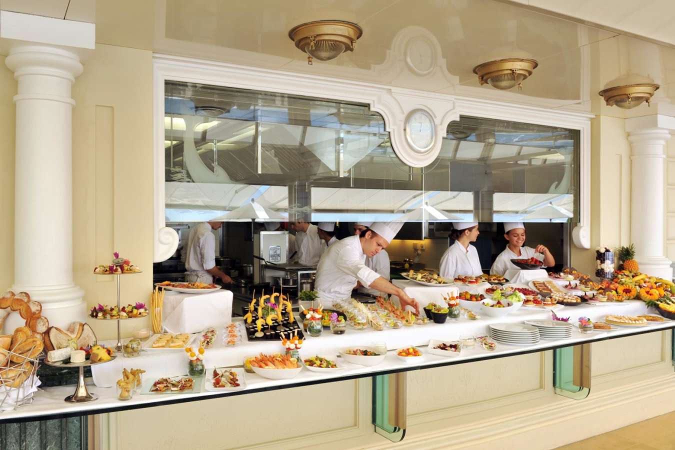 Buffet Club Dauphin - Hotel Du Cap Ferrat