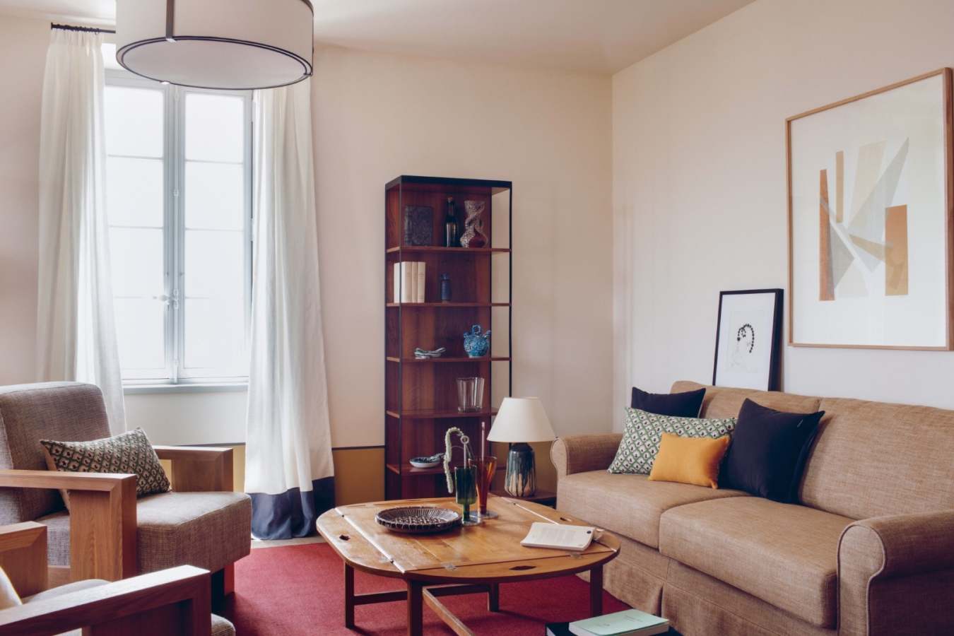 Room living area - Hotel Crillon le Brave
