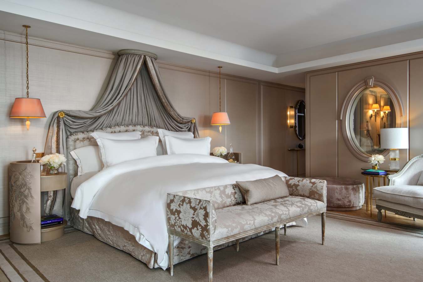 Suite Marie Antoinette - Hotel de Crillon, A Rosewood Hotel